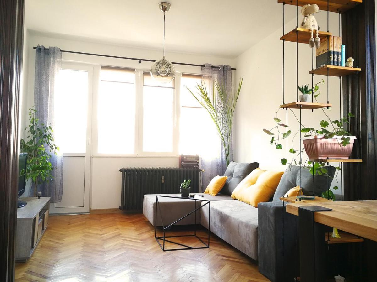 Sunny Downtown Apartment For 4 Sófia Exterior foto